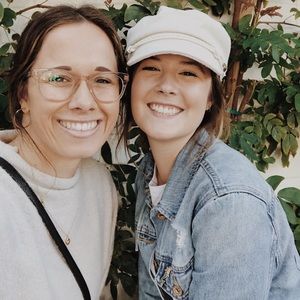 MEET THE SELLER! ⚡️ (right side)